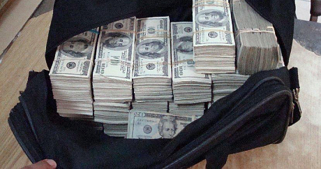 $2,2 млн за право будувати житло для військових: підозри (ФОТО)